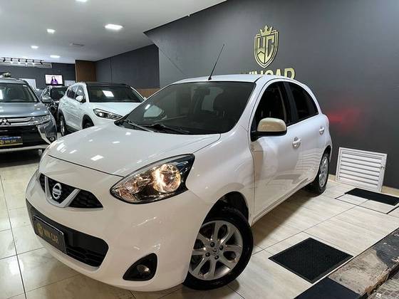 NISSAN MARCH 1.6 SV 16V FLEXSTART 4P XTRONIC
